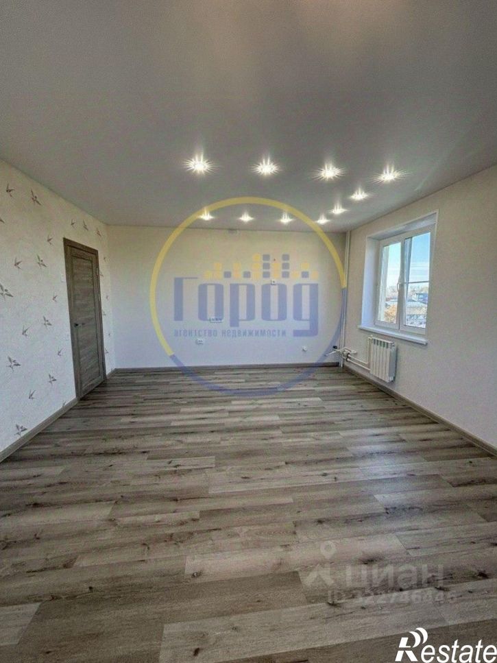 3-комн квартира пр-кт Славы, 14,  д. 14