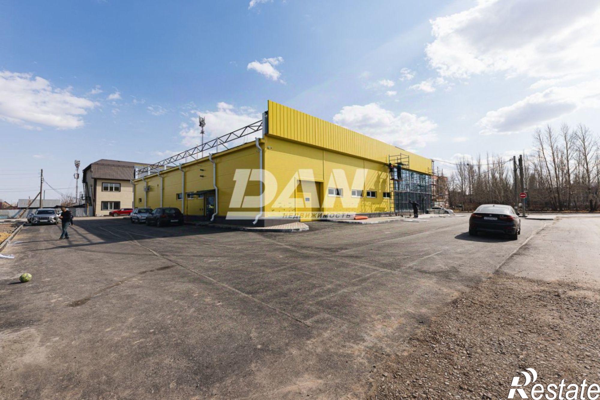 Сдать торговое помещение за 335 000 рублей на улица Лихачёва