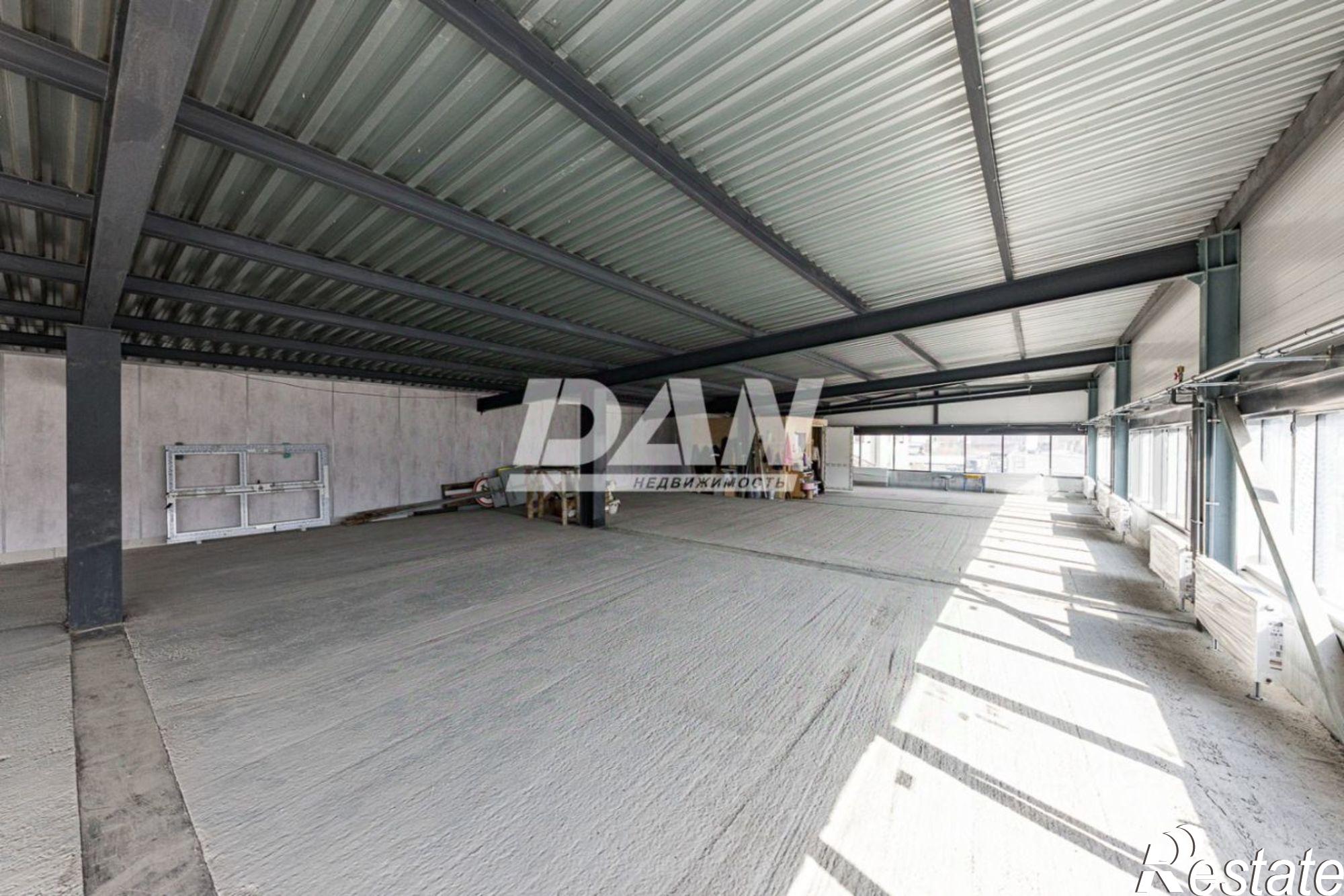 Сдать торговое помещение за 302 400 рублей на улица Лихачёва