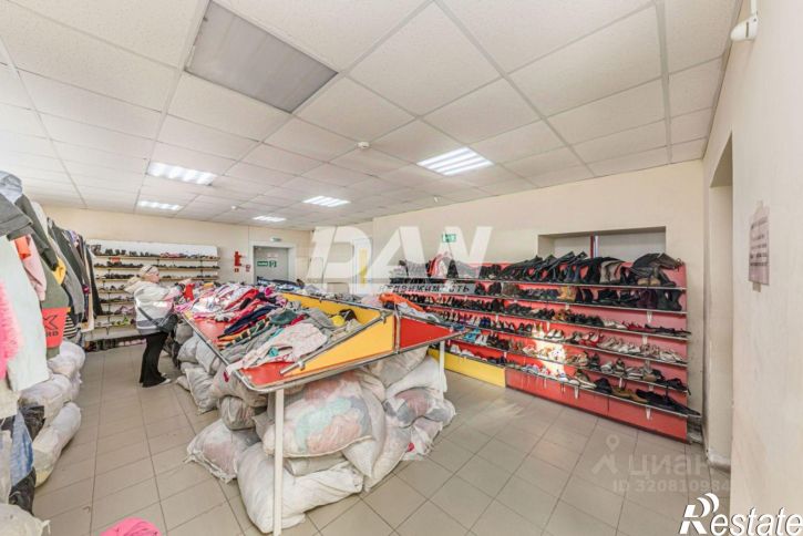 Торговое помещение улица Томилова, 15Б,  д. 15Б