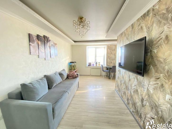 3-комн квартира проспект Славы, 6,  д. 6