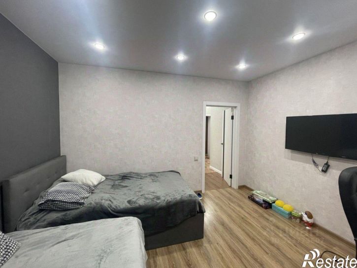 3-комн квартира проспект Славы, 7,  д. 7