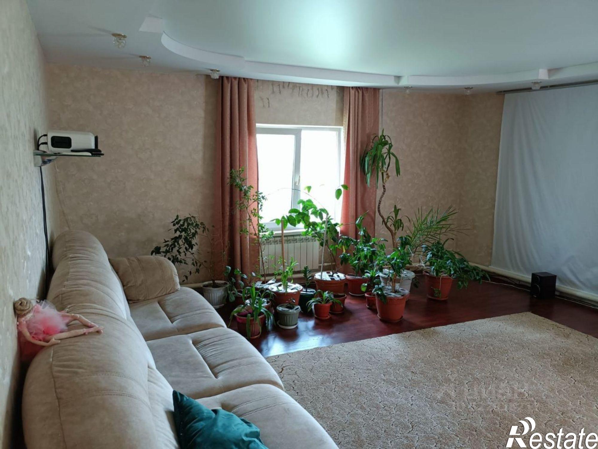 Купить дачу, дом, коттедж за 8 500 000 рублей на Южноуральская улица, 10