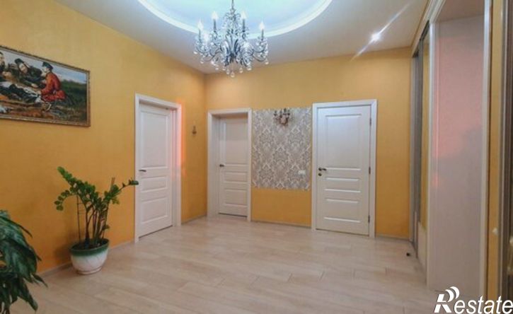 3-комн квартира Комсомольская улица, 27,  д. 27