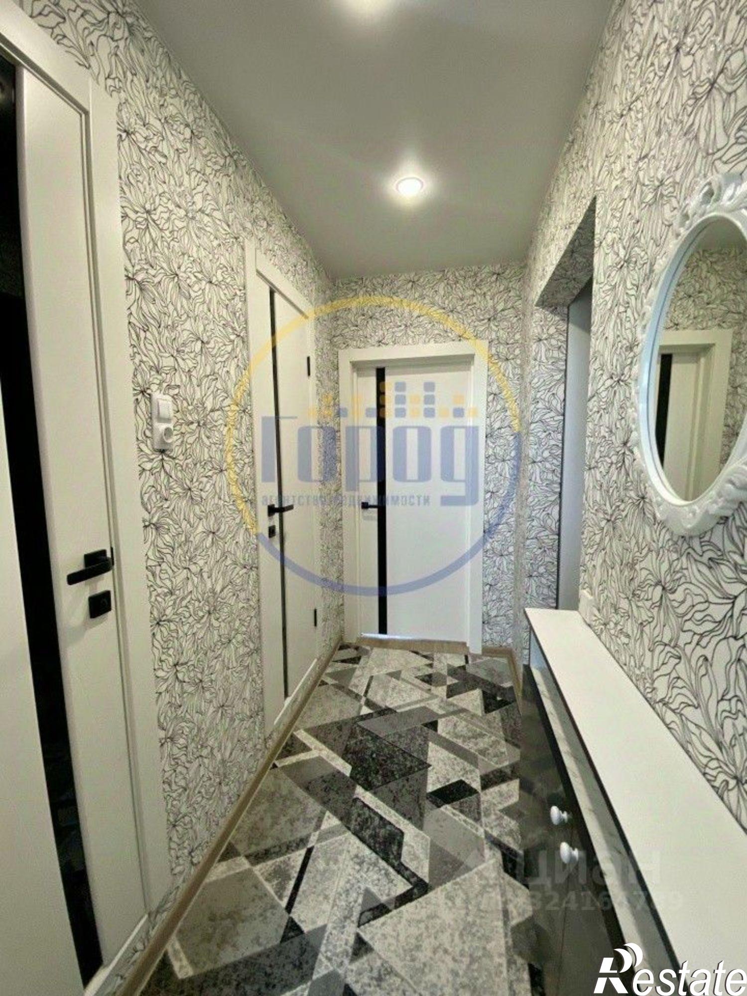 Купить квартиру за 5 790 000 рублей на улица Короленко, 10