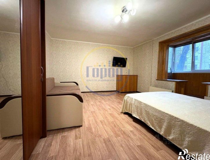 1-комн квартира пр-кт Славы, 4Б,  д. 4Б