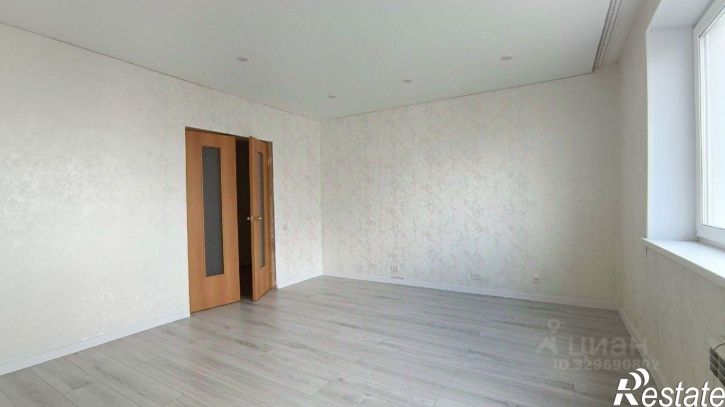 3-комн квартира ул Короленко, 4Б,  д. 4Б