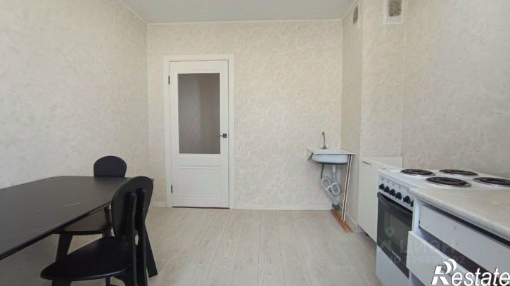 3-комн квартира ул Короленко, 4Б,  д. 4Б