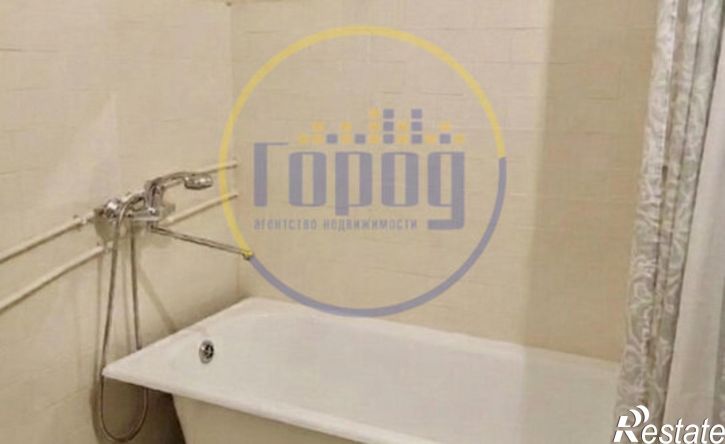 2-комн квартира улица Сутягина, 1,  д. 1