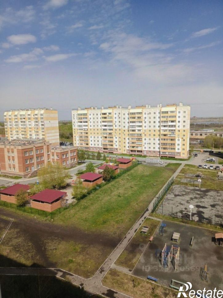 3-комн квартира ул Короленко, 4Б,  д. 4Б