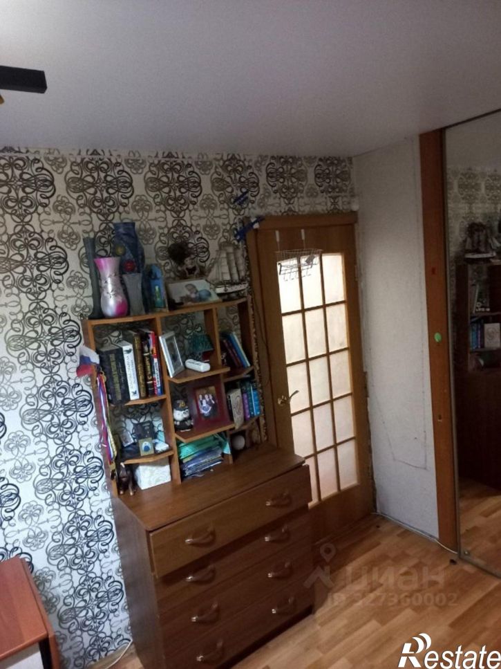 3-комн квартира улица Томилова, 8,  д. 8