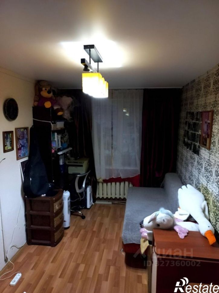 3-комн квартира улица Томилова, 8,  д. 8