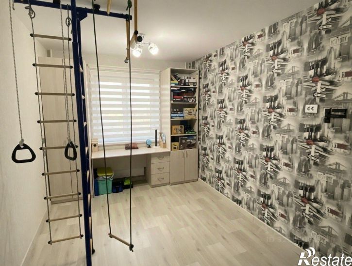 2-комн квартира проспект Славы, 32,  д. 32