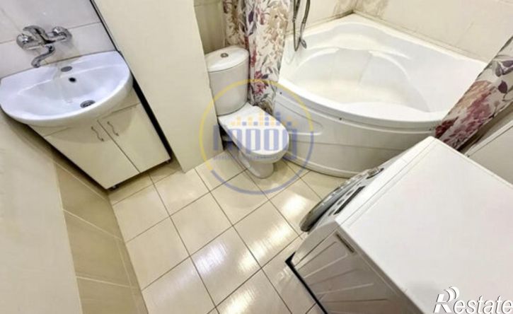 3-комн квартира улица Томилова, 21,  д. 21