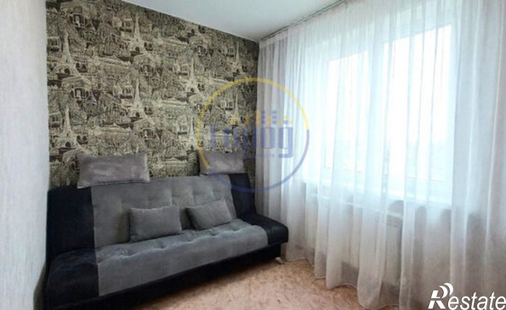 2-комн квартира улица Короленко, 12,  д. 12