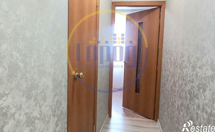2-комн квартира улица Короленко, 12,  д. 12