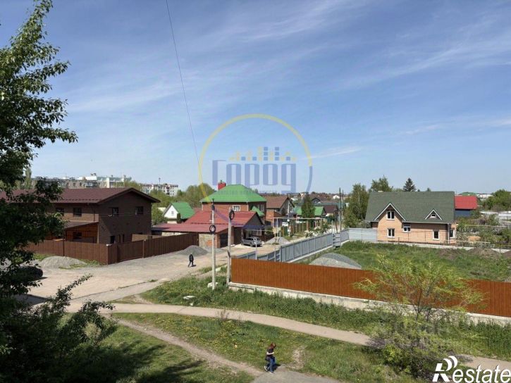3-комн квартира улица Томилова, 21,  д. 21