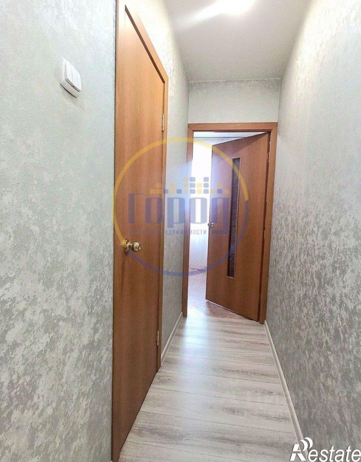 2-комн квартира улица Короленко, 12,  д. 12