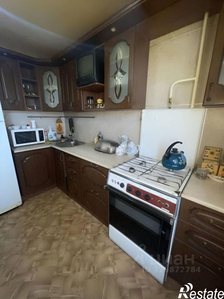 4-комн квартира Коммунистический проспект, 37,  д. 37