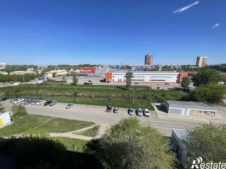4-комн квартира Коммунистический проспект, 37,  д. 37
