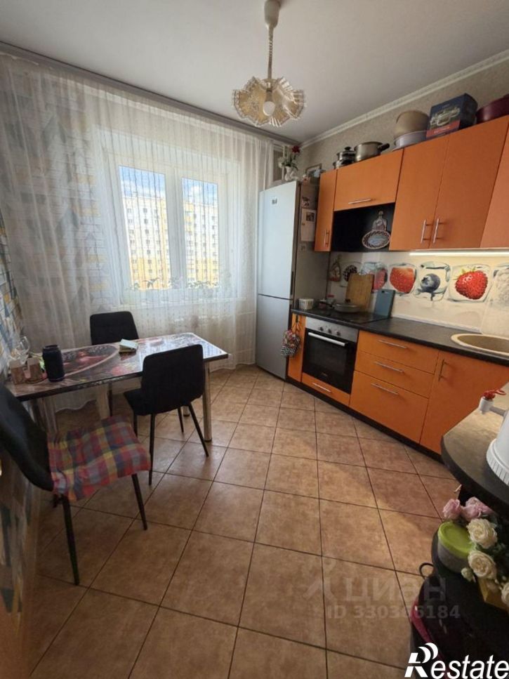 3-комн квартира ул Короленко, 6Б,  д. 6Б
