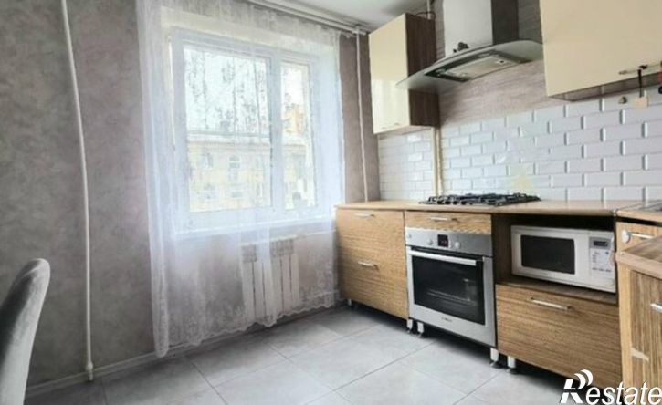 3-комн квартира ул Жданова, 27А,  д. 27А