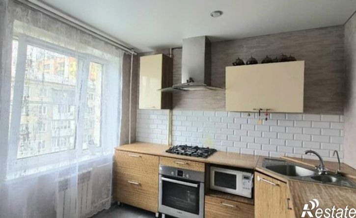 3-комн квартира ул Жданова, 27А,  д. 27А