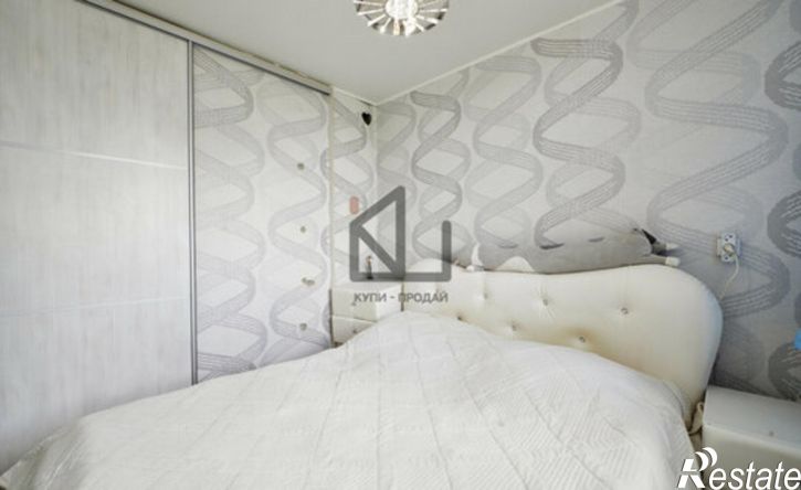 3-комн квартира проспект Славы, 12,  д. 12