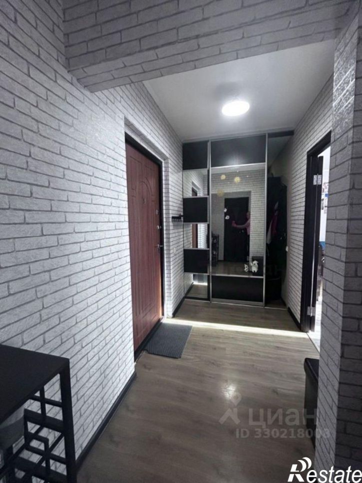 1-комн квартира пр-кт Славы, 32Б,  д. 32Б