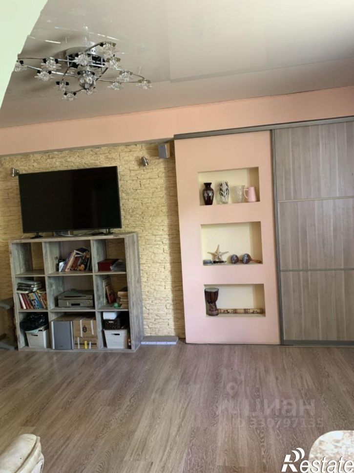 3-комн квартира ул Макаренко, 15,  д. 15