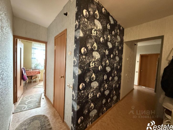 3-комн квартира ул Короленко, 12,  д. 12