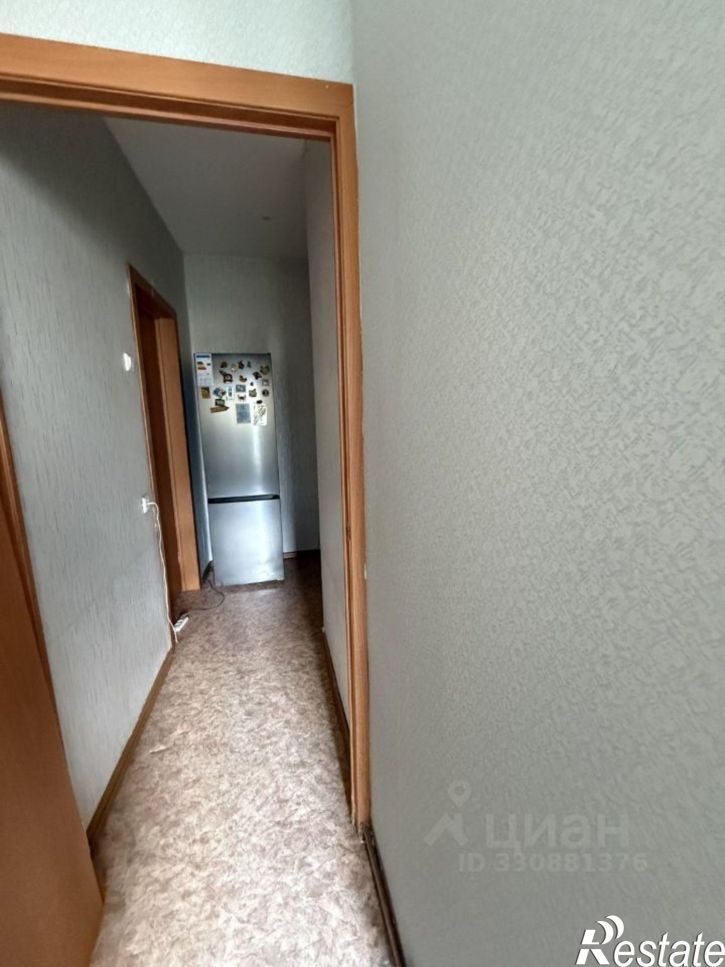 3-комн квартира ул Короленко, 12,  д. 12