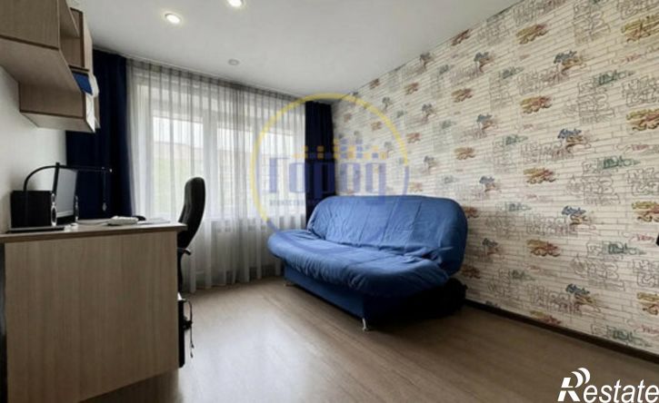 3-комн квартира улица Томилова, 21,  д. 21