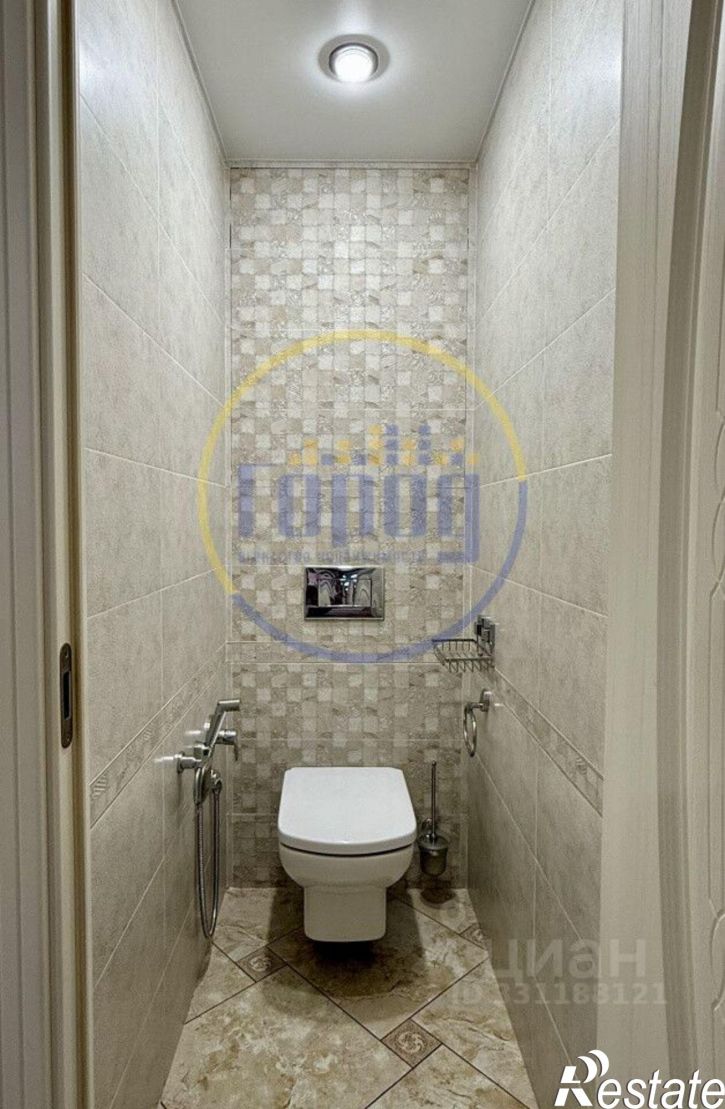 3-комн квартира улица Томилова, 10,  д. 10