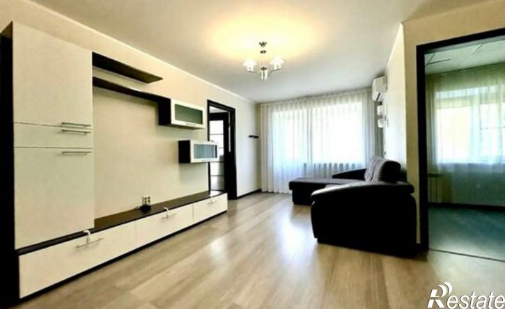 2-комн квартира улица 21-го Партсъезда, 8,  д. 8
