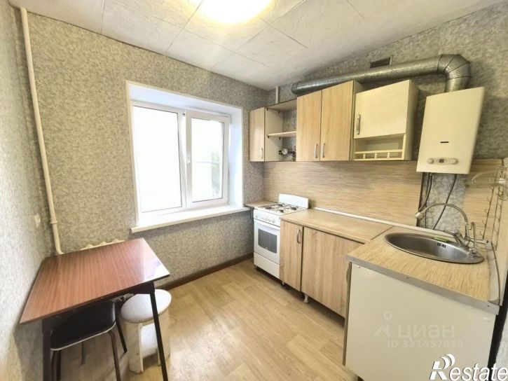3-комн квартира пр-кт Победы, 11,  д. 11