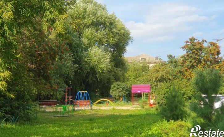 3-комн квартира ул Троицкая, 1,  д. 1