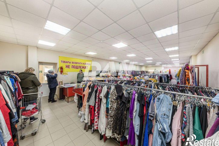 Торговое помещение ул Петра Томилова, 15Б,  д. 15Б