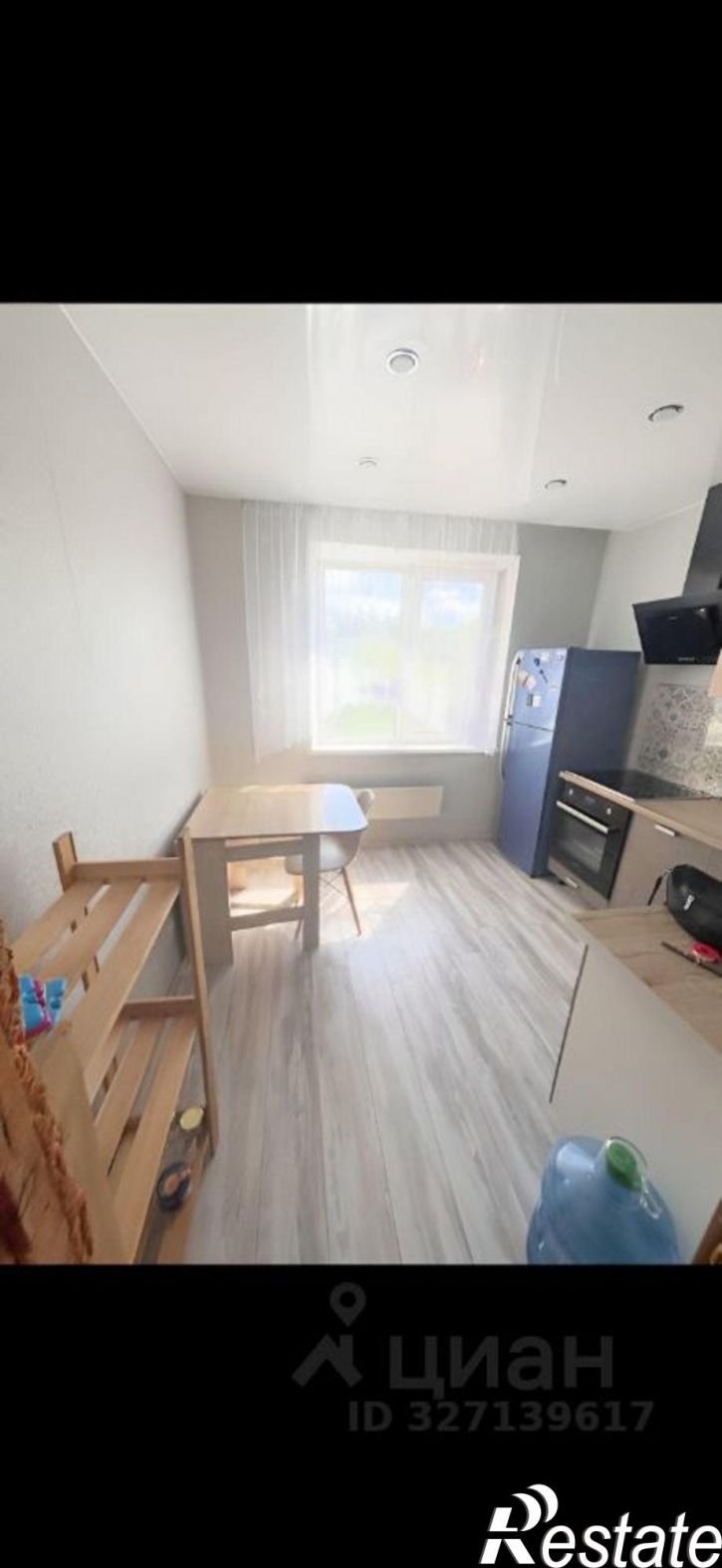 1-комн квартира пр-кт Славы, 34А,  д. 34А