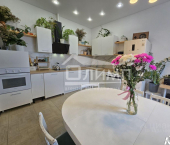 2-комн, 70кв м, этаж 2/2 мкр Премьера, 34