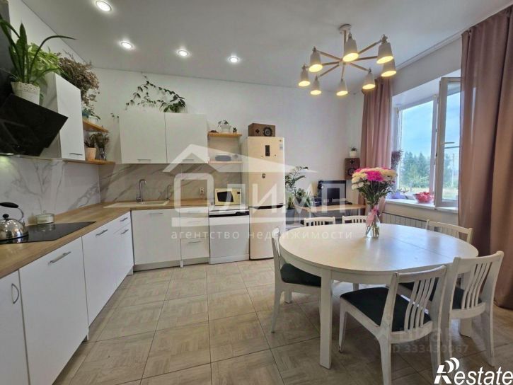 2-комн квартира мкр Премьера, 34,  д. 34