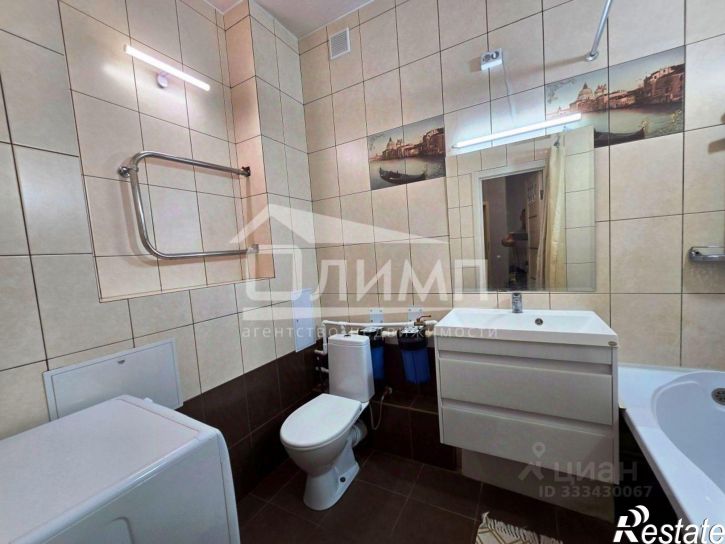 2-комн квартира мкр Премьера, 34,  д. 34