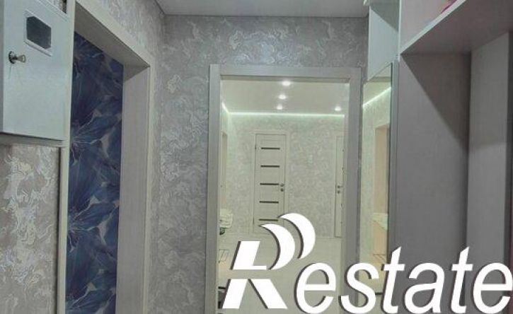 3-комн квартира проспект Славы, 32Б,  д. 32Б