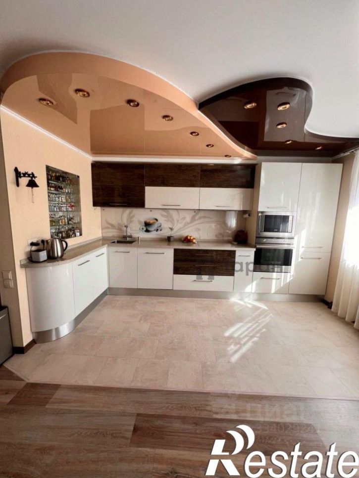4-комн квартира Коммунистический проспект, 22,  д. 22