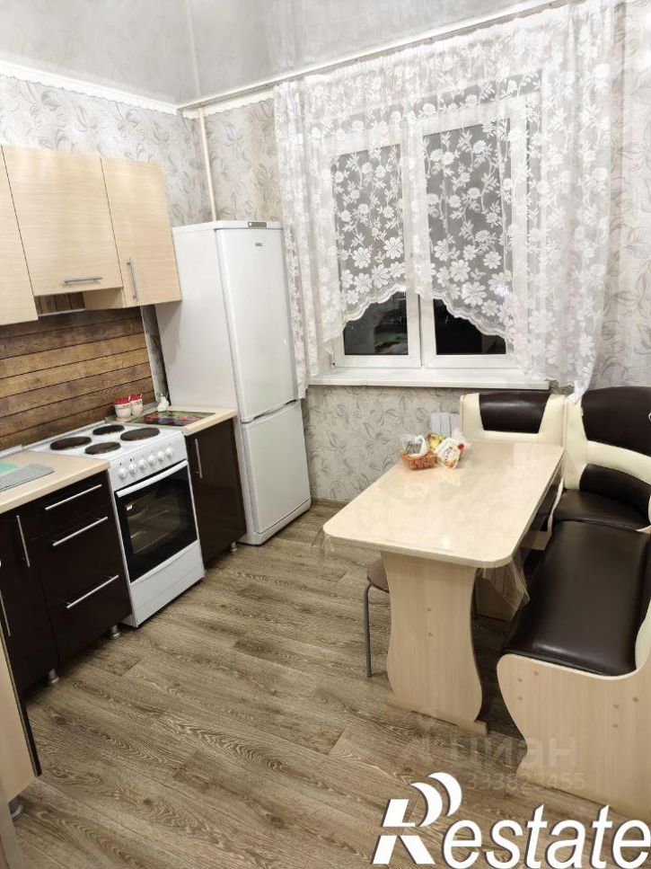 2-комн квартира улица Калинина, 11,  д. 11